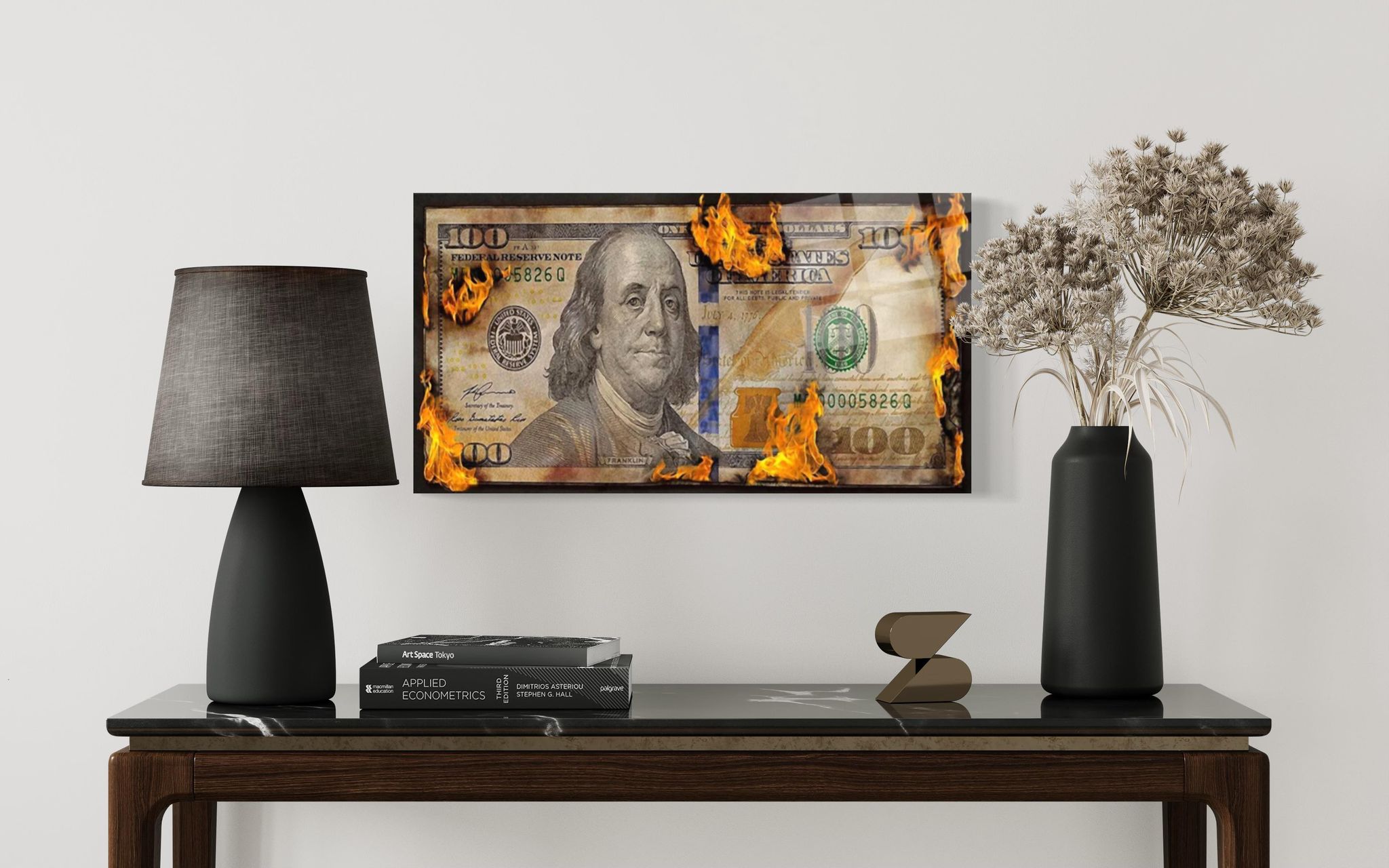 Wandkunst mit brennendem Dollarschein
