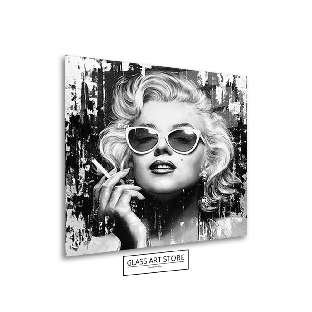 Marilyn Close Up Wall Art